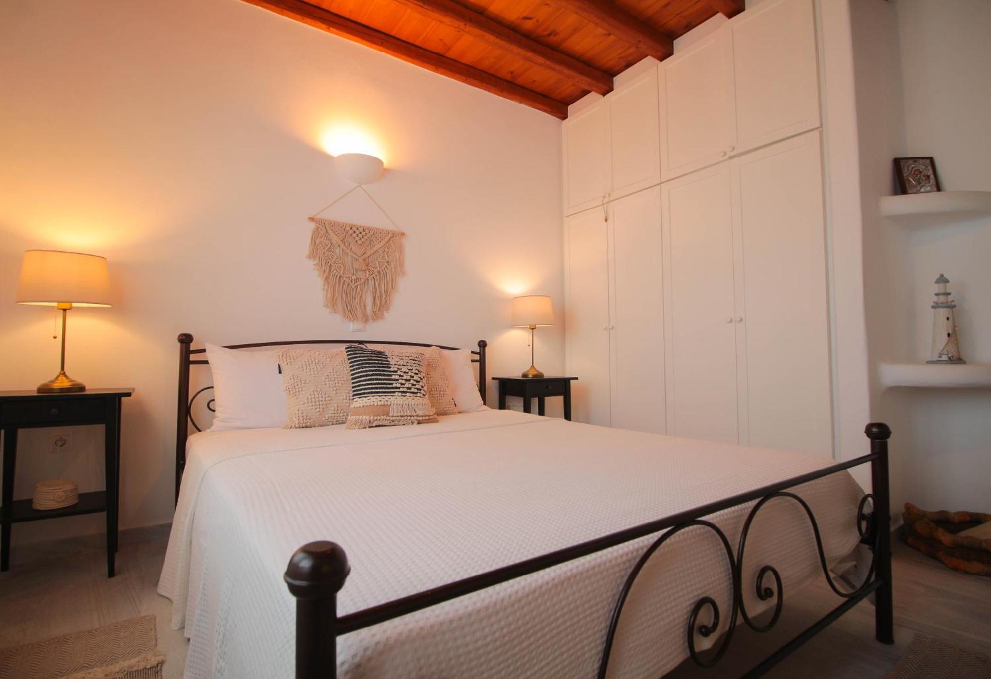 2Br Fully Equiped Cottage Home - Near The Beach アギオス・イオアニス エクステリア 写真