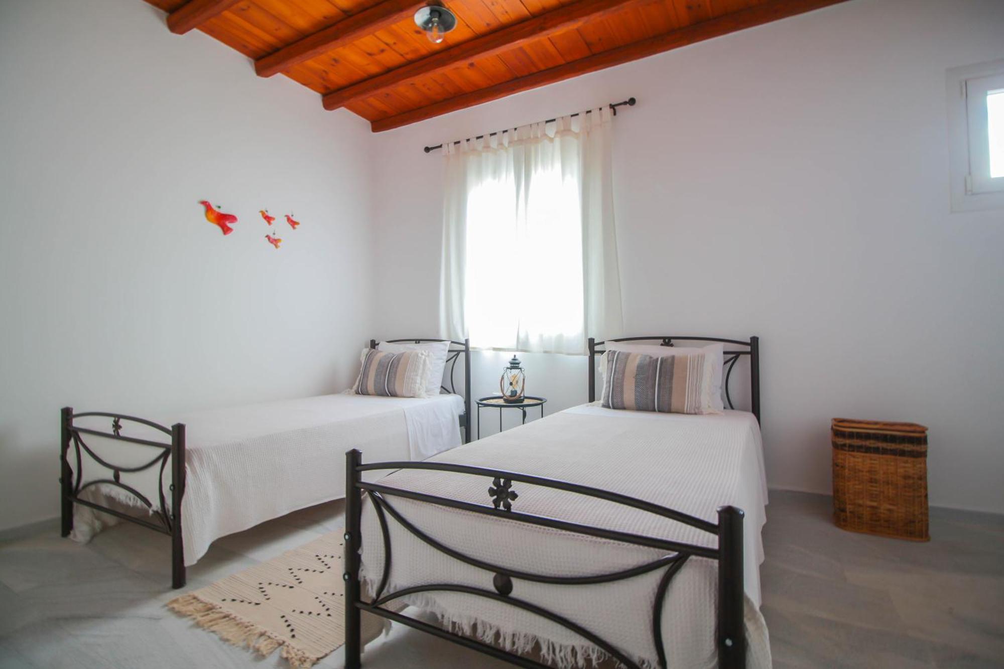 2Br Fully Equiped Cottage Home - Near The Beach アギオス・イオアニス エクステリア 写真